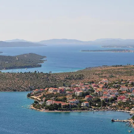 Two-bedroom In 公寓 *